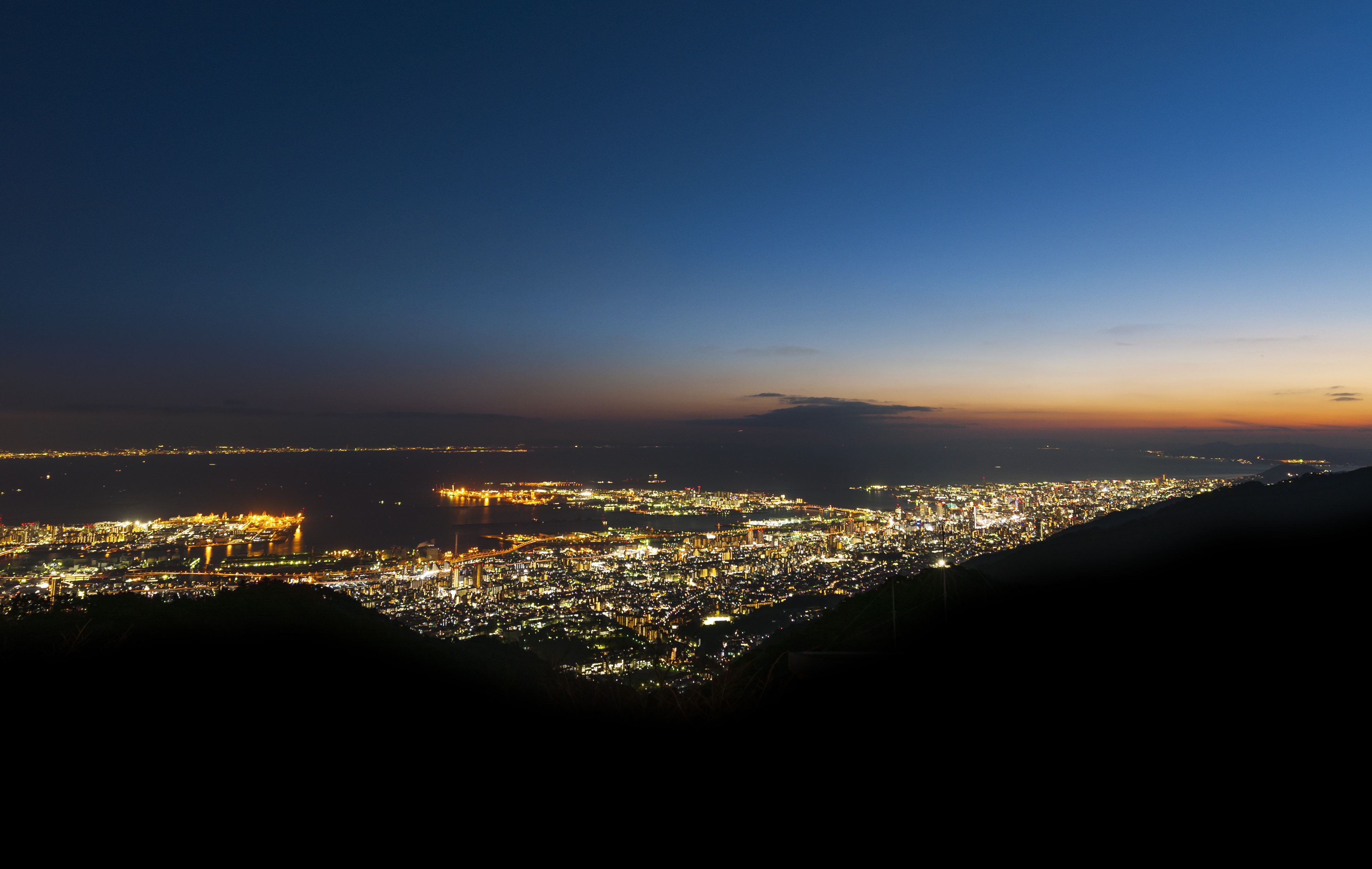 人気の“1000万ドルの夜景ツアー”が有馬温泉から